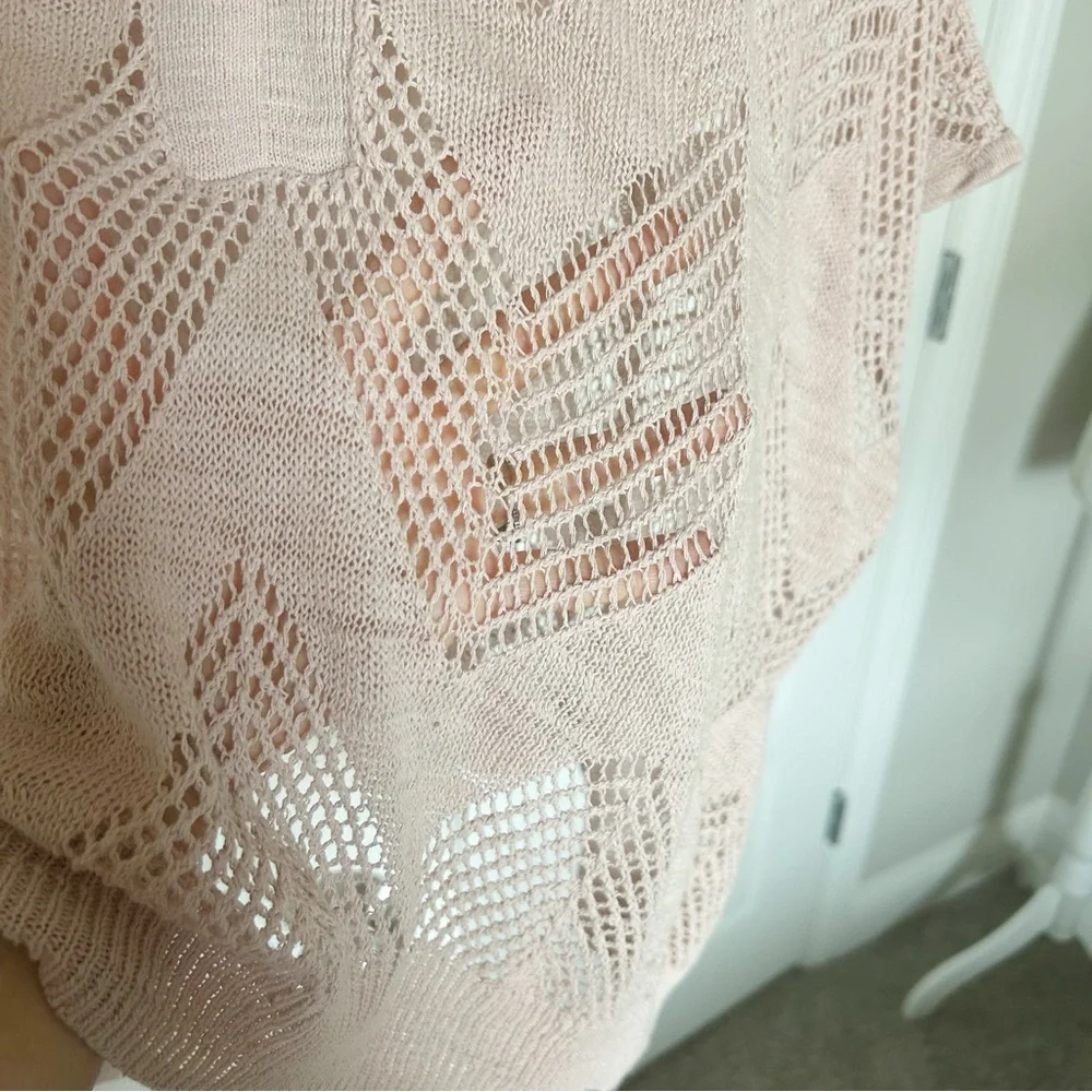 Trina Turk Crochet Open Knit Boxy Dolman Short Sleeve Soft Pink Sweater Size L
